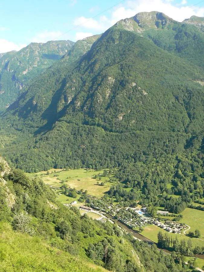 Chalets Et Gites D'Orlu
