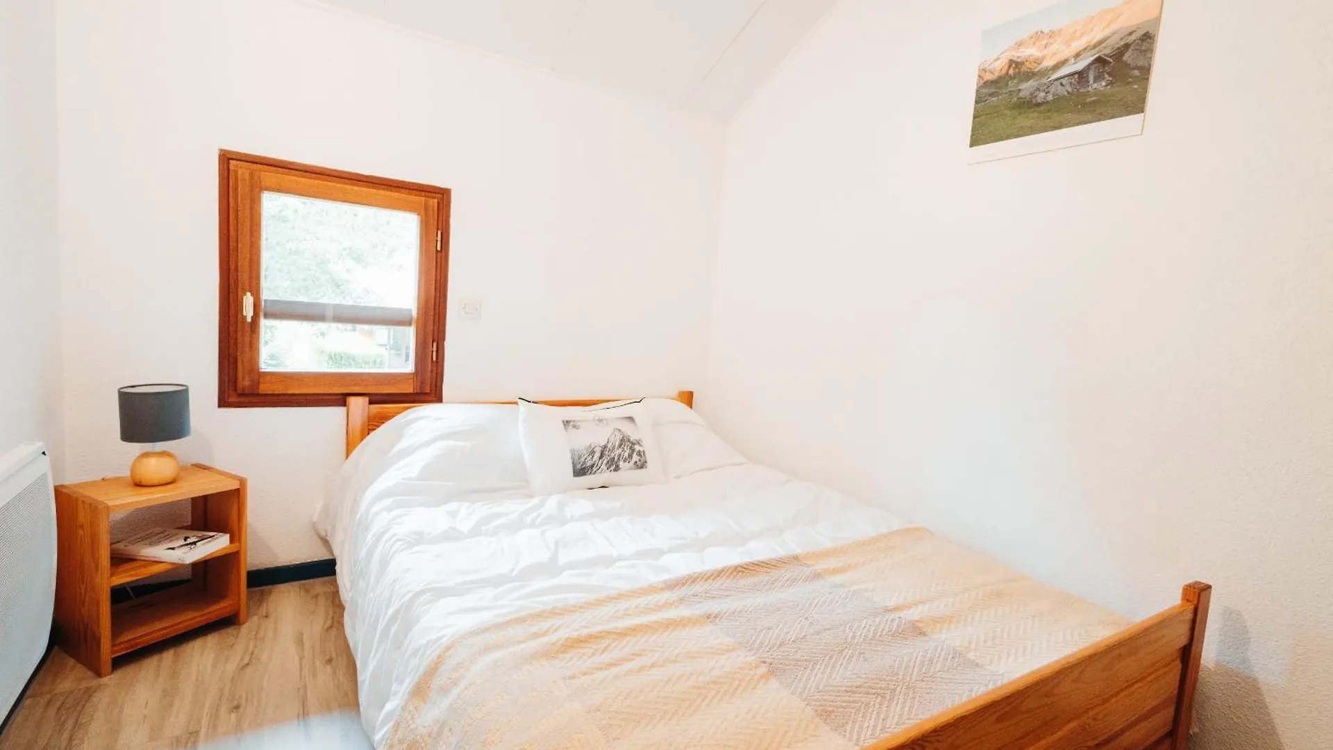 Chalets Et Gites D'Orlu France