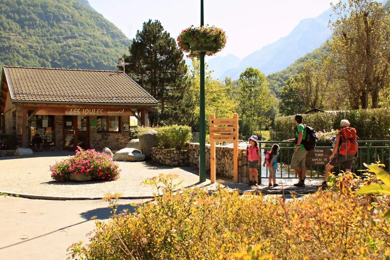 Chalets Et Gites D'Orlu Holiday home